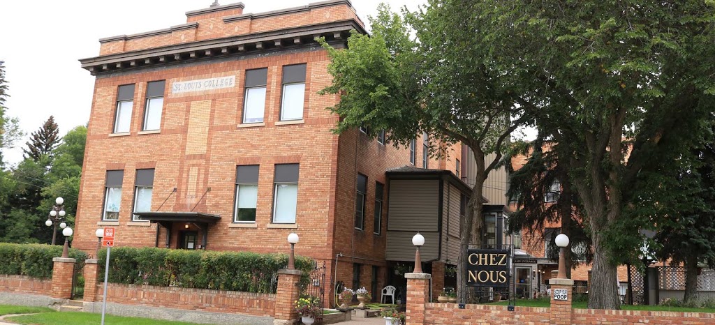 Chez Nous Senior Citizens Home | 1101 Grafton Ave, Moose Jaw, SK S6H 3S4, Canada | Phone: (306) 693-4371