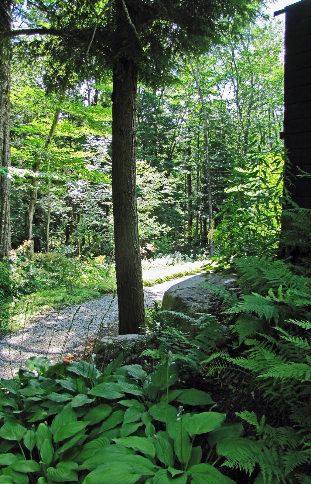 Paysagistes Chantal Lambert | 2500 Chemin du Moulin, Saint-Denis-de-Brompton, QC J0B 2P0, Canada | Phone: (819) 846-4464