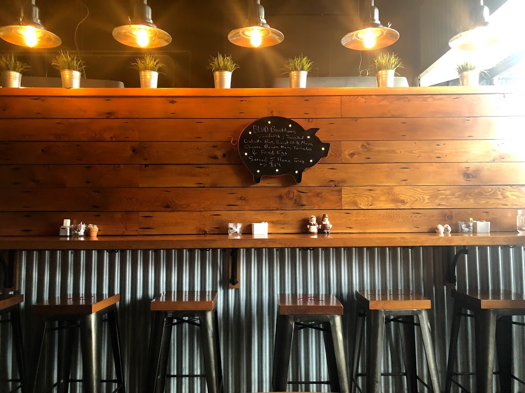 BLVD Bistro | 636 Queensbury Ave, North Vancouver, BC V7L 3V6, Canada | Phone: (604) 971-5559