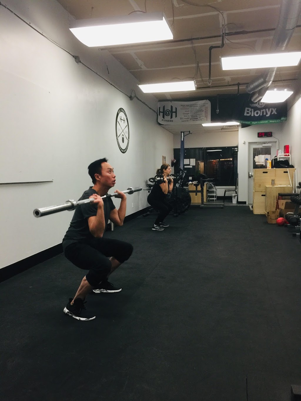 Full Throttle Strength and Conditioning | 205 Don Head Village Blvd #5, Richmond Hill, ON L4C 7R3, Canada | Phone: (416) 779-5729