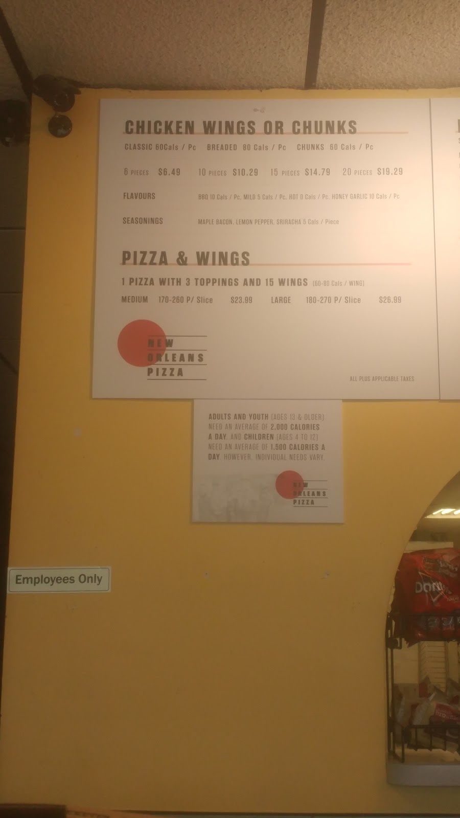 New Orleans Pizza | 923 Queen St, Kincardine, ON N2Z 2Y2, Canada | Phone: (519) 888-8888