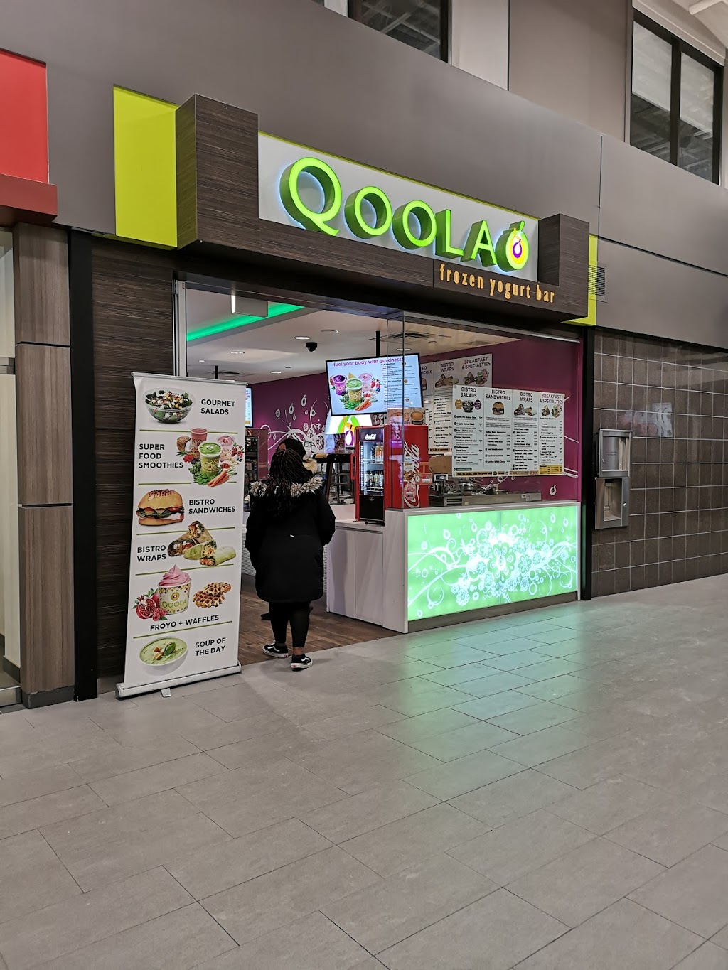Qoola Frozen Yogurt Bar | 4700 Keele Street, York Lanes Building, 80 Vanier Ln #34, North York, ON M3J 1P3, Canada | Phone: (416) 661-6652