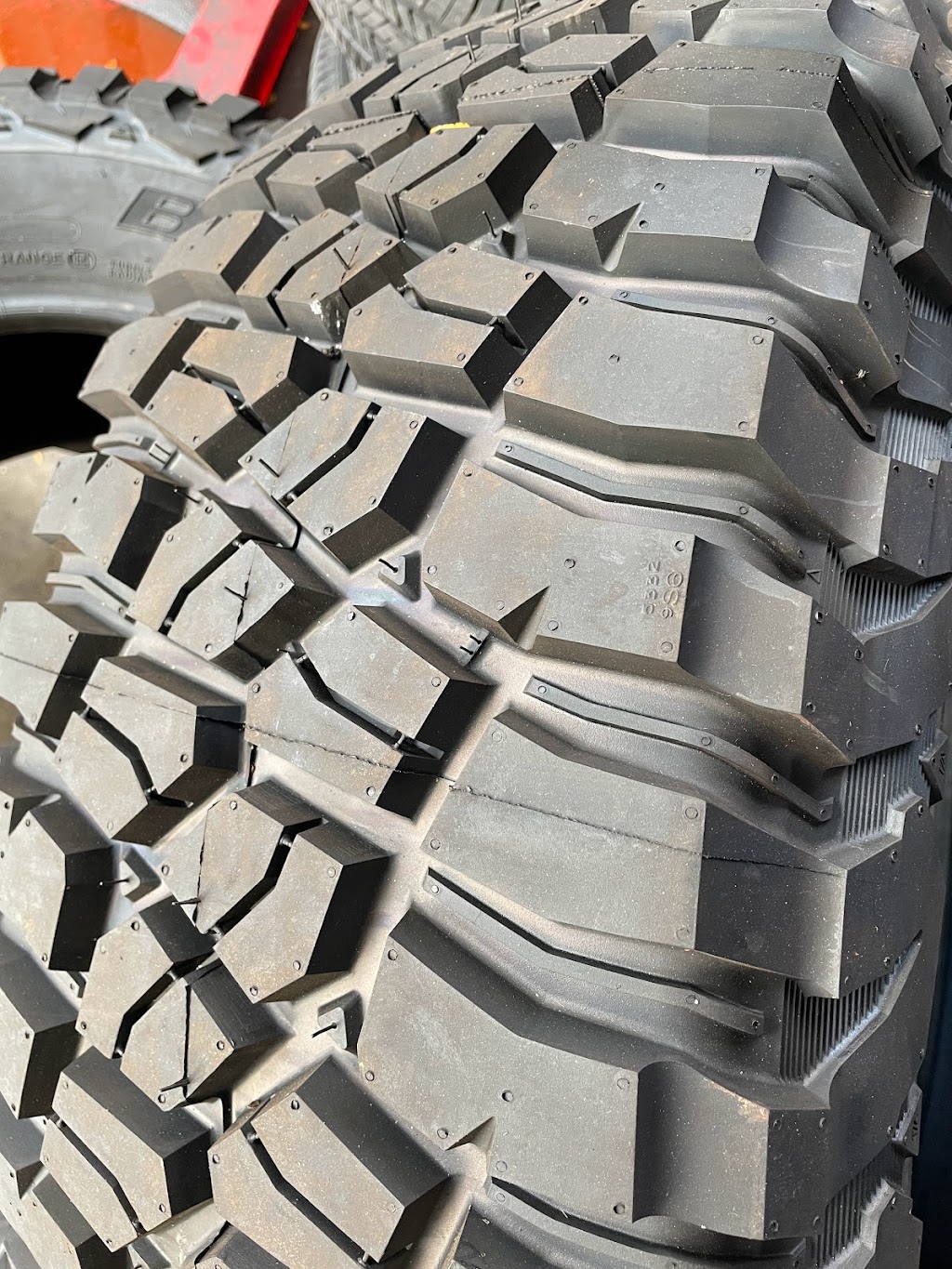 V8 Auto Tire Center | 15 Zenith Dr, Scarborough, ON M1K 1K5, Canada | Phone: (647) 236-3600