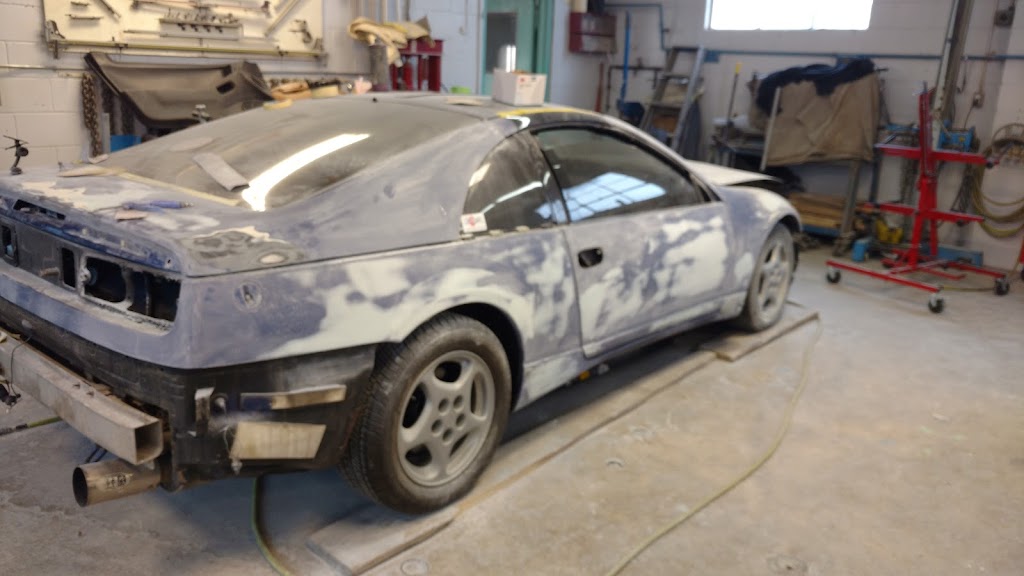 Mountainside Collision o/a ProColor Collision | 2481 Industrial St, Burlington, ON L7P 1A6, Canada | Phone: (905) 335-3171