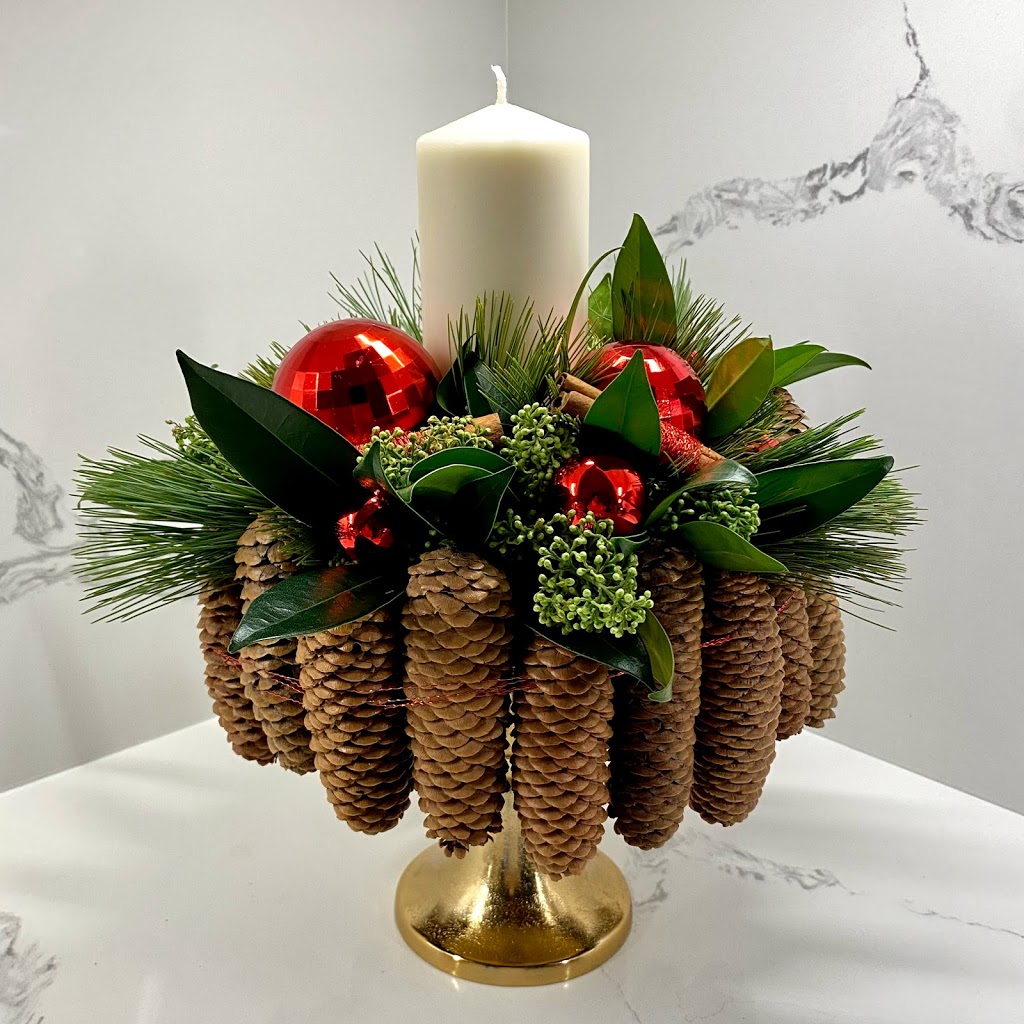 Floral Design For Events & Weddings- Ellie Art & Design | 228 Burgess Crescent, Newmarket, ON L3X 2V1, Canada | Phone: (647) 648-5348