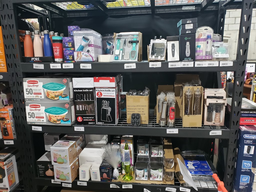 Entrepot P&M | 1313 1re Avenue, Sainte-Catherine, QC J5C 1C5, Canada | Phone: (888) 387-7778