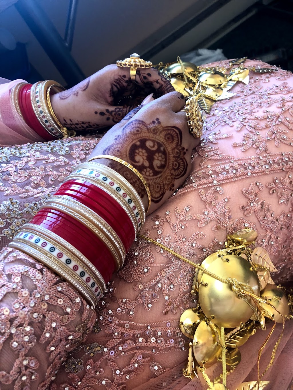 Maple Henna Art - Tattoo henné Montréal | 196 Av. Radisson, Pointe-Claire, QC H9R 5T9, Canada | Phone: (438) 921-7385