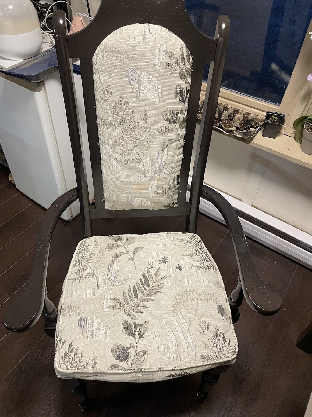 Mark Jacques upholstery | 510 Dunn Rd, Bear River, NS B0S 1B0, Canada | Phone: (902) 245-8649