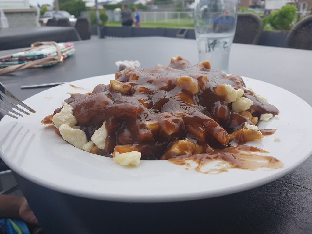 Le Hook, Resto Bar | 1220 Rue de Neuville, Gatineau, QC J8M 2E7, Canada | Phone: (819) 986-5555