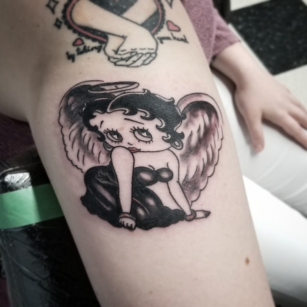 Zombie Joey Tattoo | 132 St George St, Brantford, ON N3R 1V6, Canada | Phone: (226) 450-3777