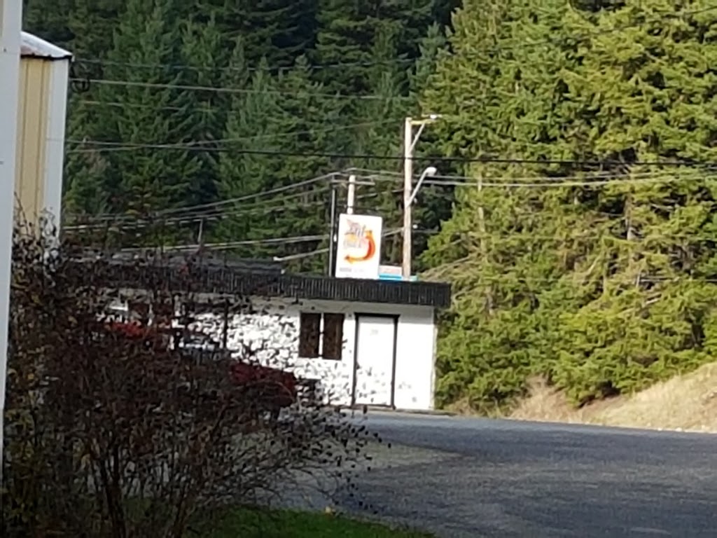 The Mighty Fraser Motel | 50865 Trans-Canada Hwy, Boston Bar, BC V0K 1C0, Canada | Phone: (604) 753-7231