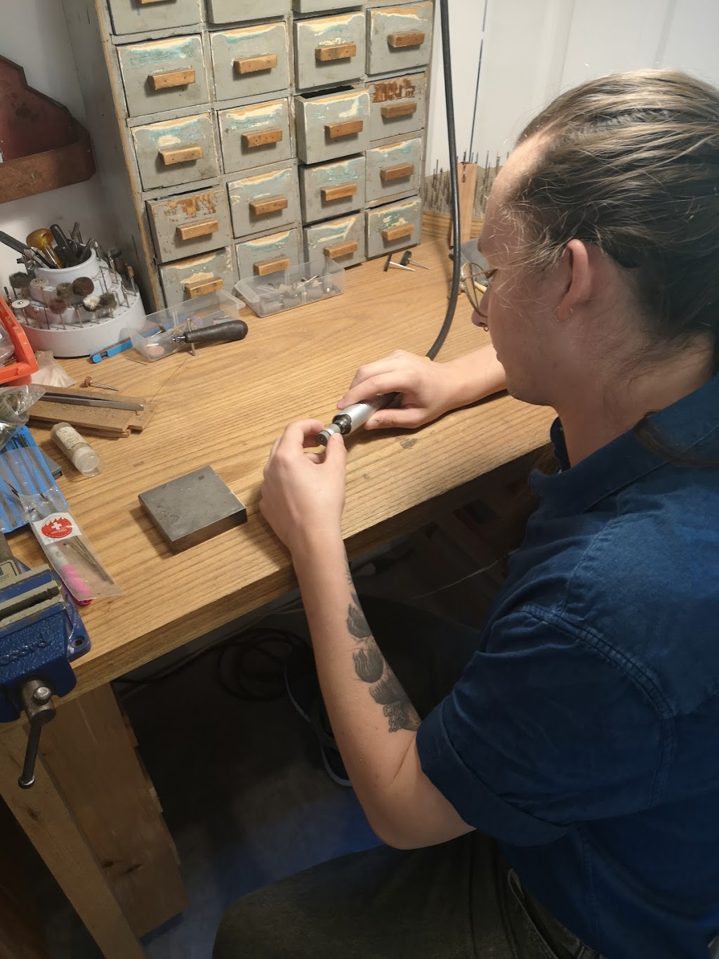 Leslie LaCombe Jewelry Studio | 107 Mary St, Clarksburg, ON N0H 1J0, Canada | Phone: (416) 799-5834