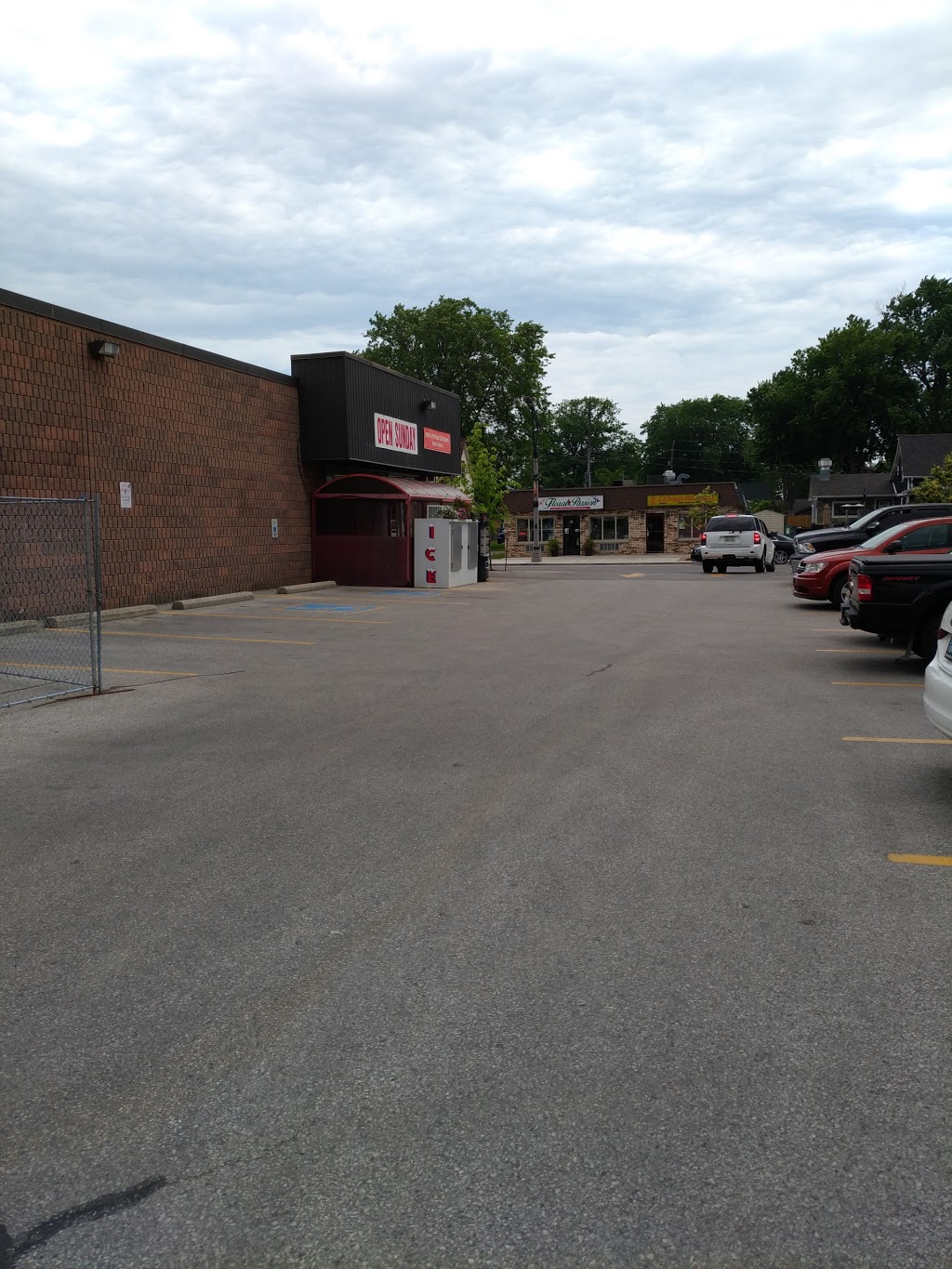 Foodland - Belle River | 534 Notre Dame St, Belle River, ON N0R 1A0, Canada | Phone: (519) 728-1301