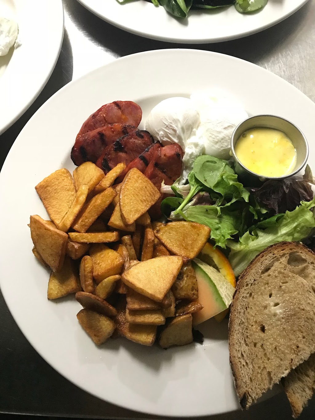 Old York Bar Grill | 167 Niagara St, Toronto, ON M5V 1C9, Canada | Phone: (416) 703-9675