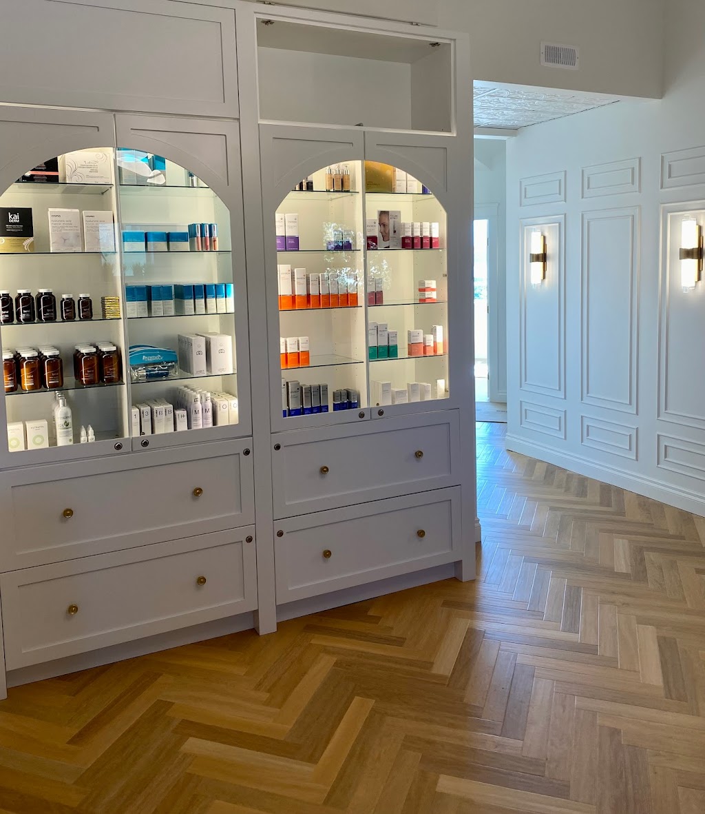 White Wave Medical Aesthetics | 1757 Beaufort Ave Suite 401, Comox, BC V9M 1R8, Canada | Phone: (250) 650-9294