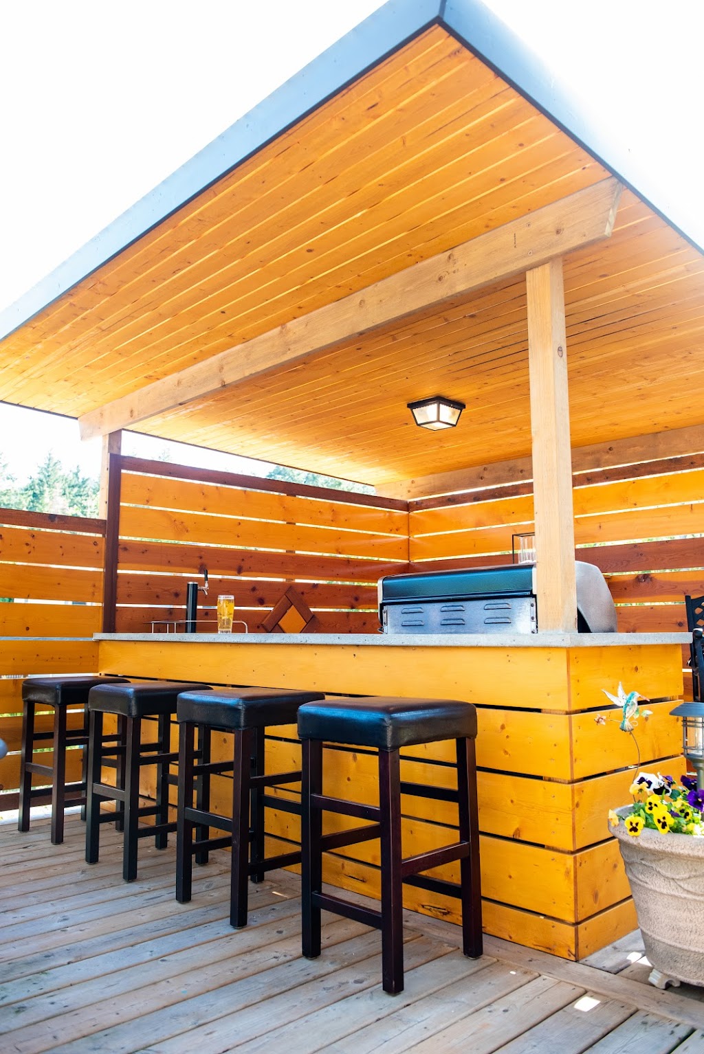 White Rose Custom Carpentry | 6244 Rodolph Rd, Victoria, BC V8Z 5V8, Canada | Phone: (250) 886-4401