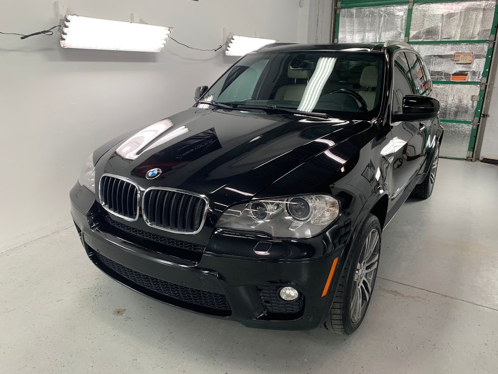 Spotless Car Spa ceramic Pro certified installer | 889 Fraser Dr Unit 104, Burlington, ON L7L 4X8, Canada | Phone: (647) 285-5353