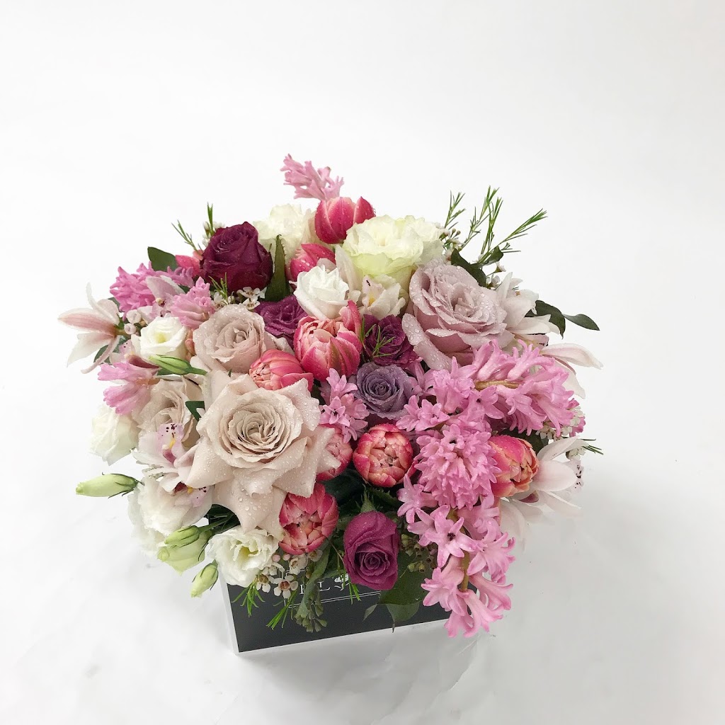 Dushan Flowers | 1318 SE Marine Dr, Vancouver, BC V5X 4K4, Canada | Phone: (604) 565-3733