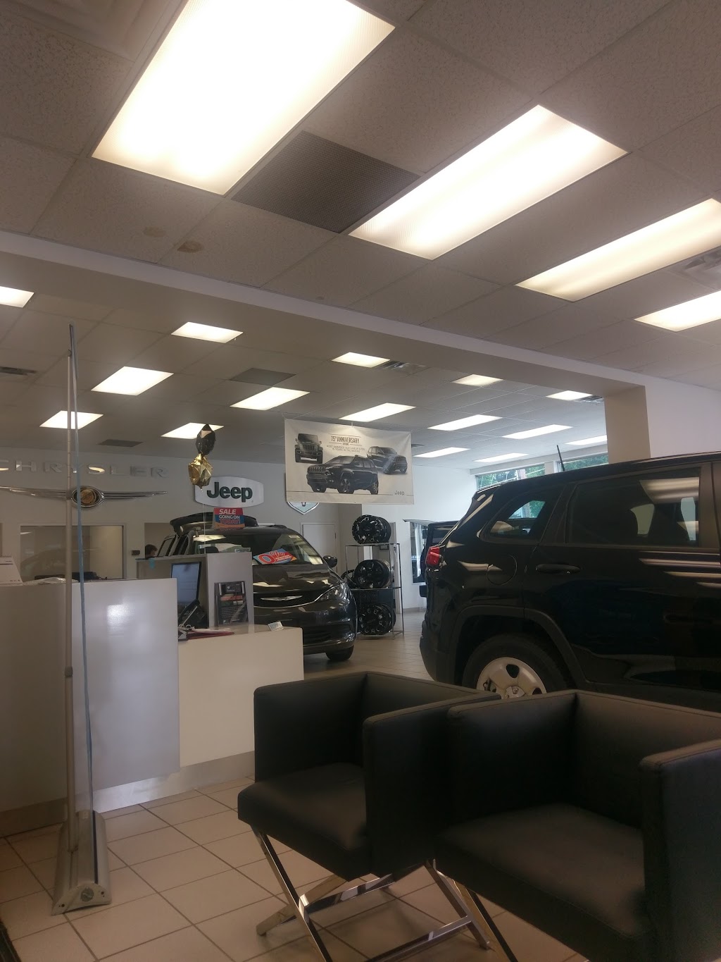 Huntsville Dodge | 111 North Kinton Avenue, Huntsville, ON P1H 0A9, Canada | Phone: (705) 789-5591