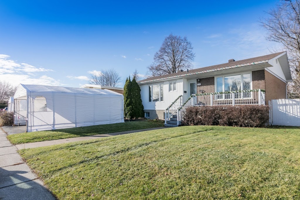 Lyne Gagné courtier immobilier et hypothécaire | 7785 Ch. de Chambly, Saint-Hubert, QC J3Z 0B3, Canada | Phone: (438) 812-3114