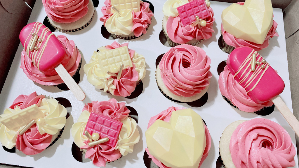 For Goodness Cakes by Jen | Vermont Cl, Blackfalds, AB T0M 0J0, Canada | Phone: (403) 550-4952