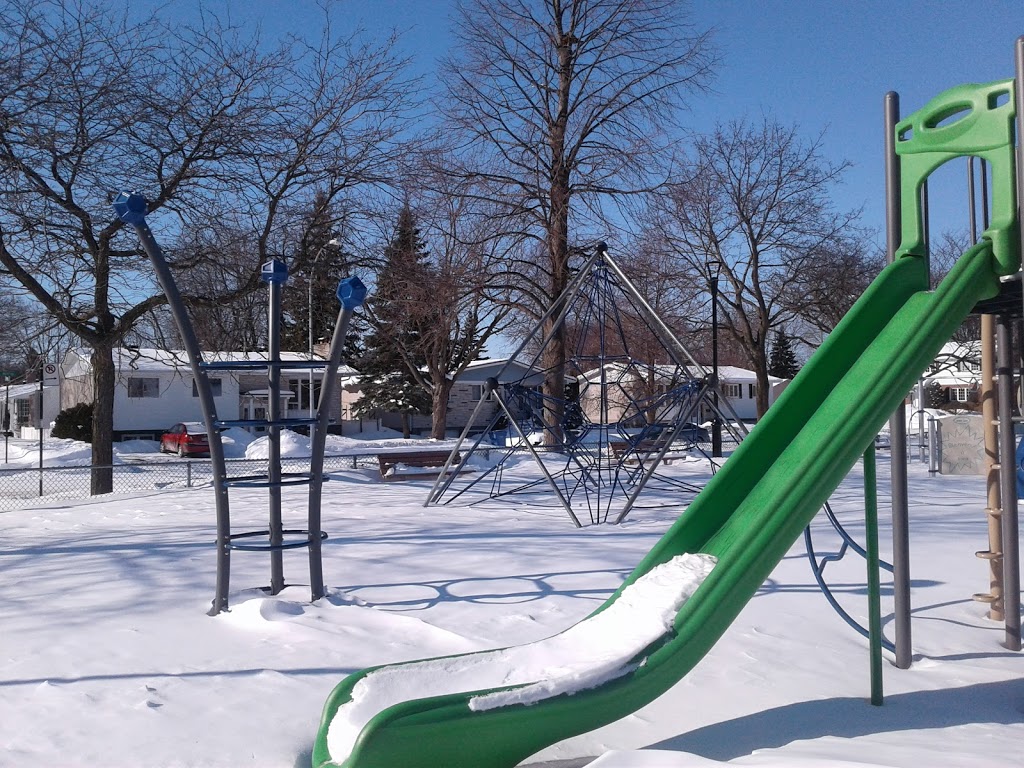 Parc Champvert | 3085 Rue Moreau, Longueuil, QC J4L 0A2, Canada