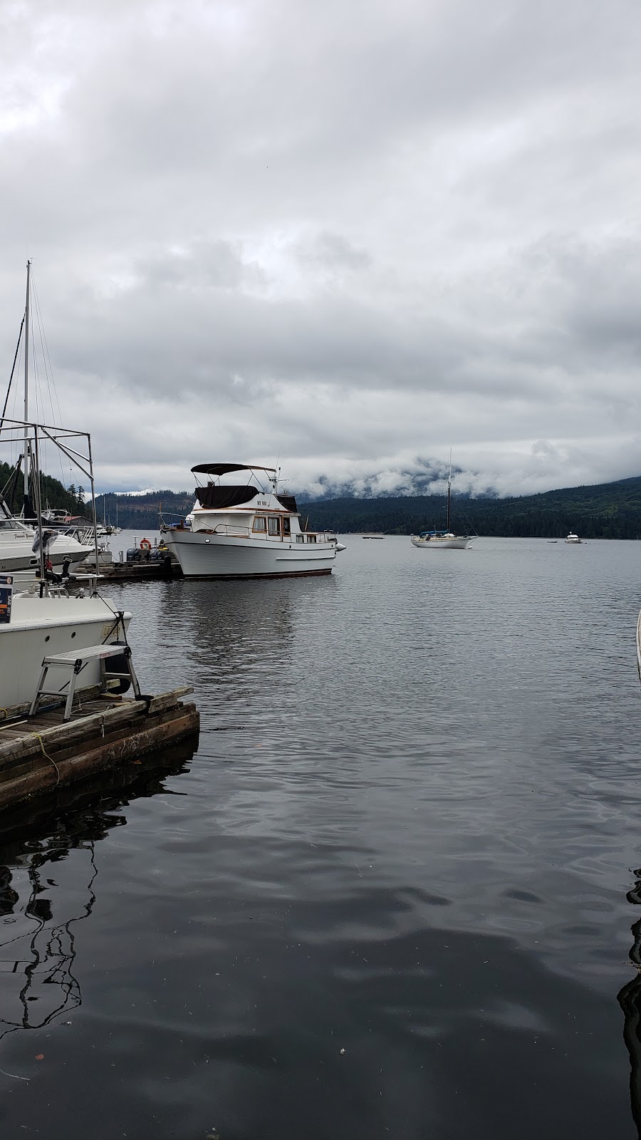 MacKenzie Sea Services Limited | 5788 Marine Way, Sechelt, BC V0N 3A6, Canada | Phone: (604) 885-7851