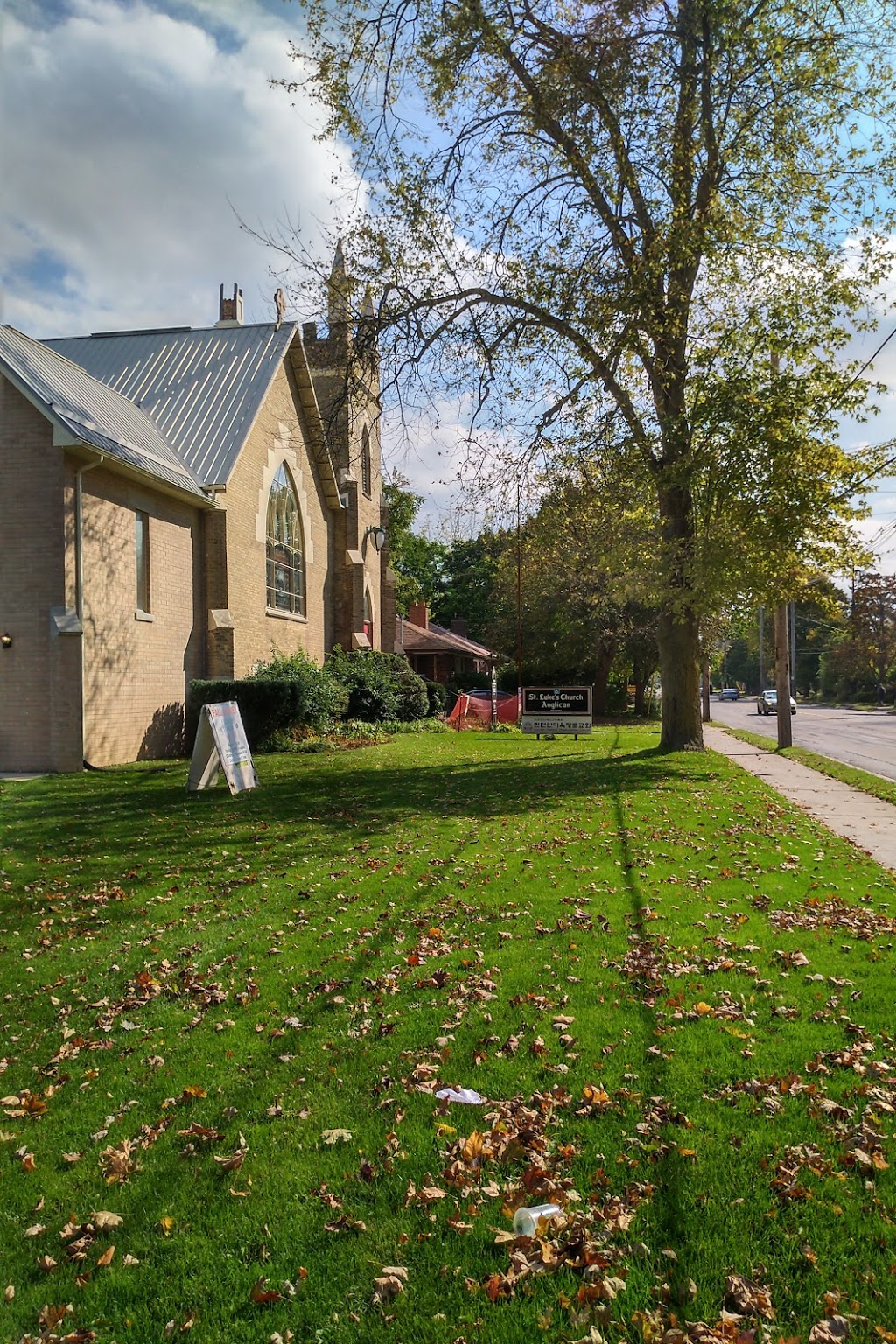 St. Lukes Church | 1204 Richmond St, London, ON N6A 3L4, Canada | Phone: (519) 432-1270