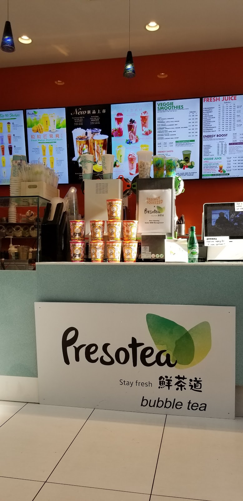 Freshly Squeezed | 5000 Hwy 7, Markham, ON L3R 4M9, Canada | Phone: (647) 795-8140
