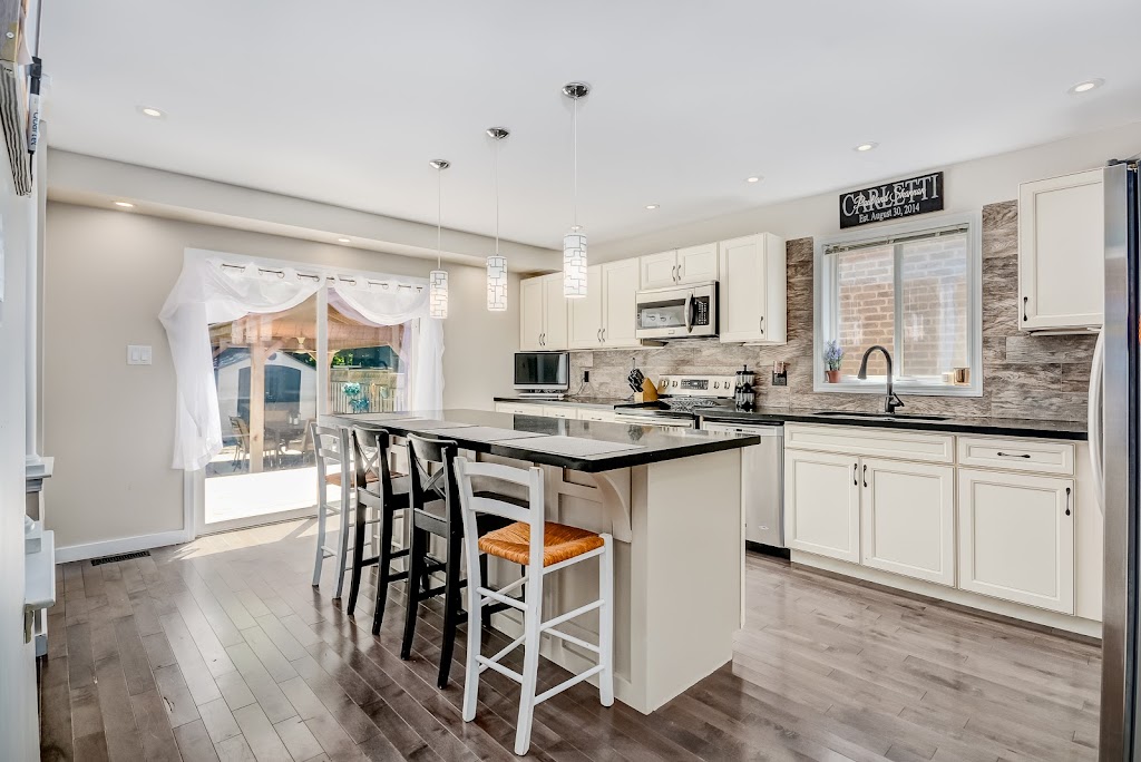 Moaeez Rehman| Durham Region Real Estate Agent | 1318 Harlstone Crescent, Oshawa, ON L1K 0N5, Canada | Phone: (289) 892-3633