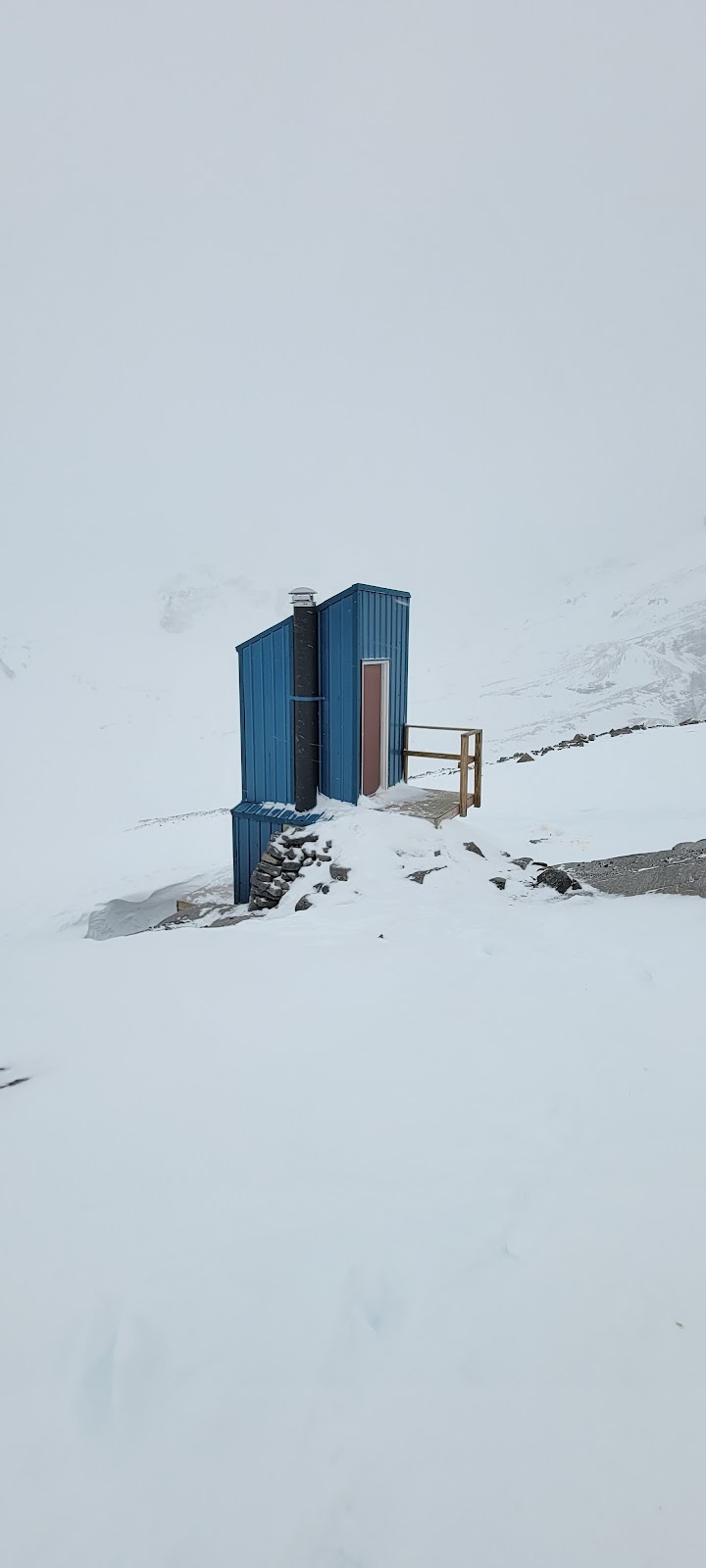 Peter and Catharine Whyte (Peyto) Hut | Improvement District No. 9, AB T0L, Canada | Phone: (403) 678-3200