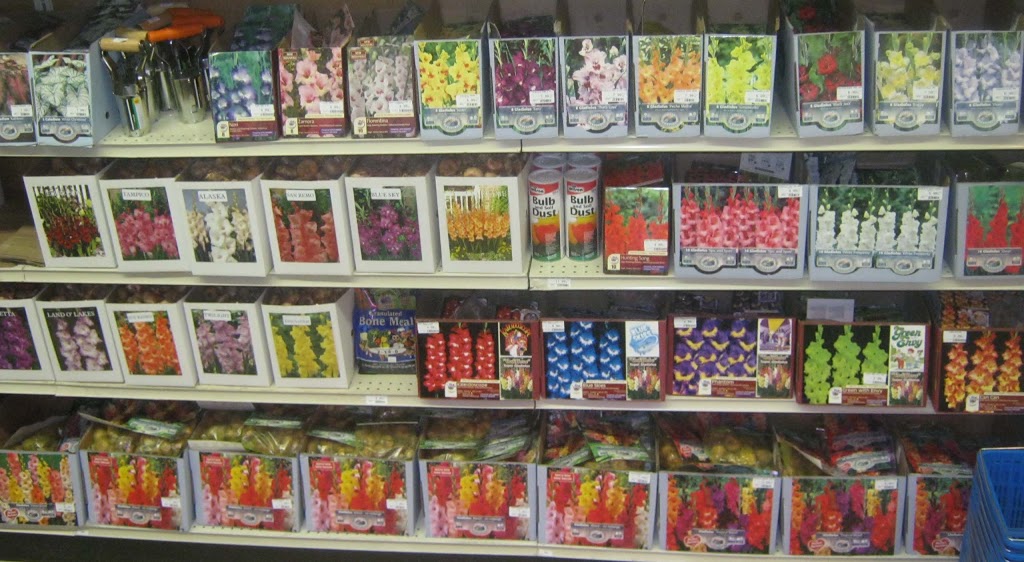 Earlys Farm and Garden Centre | 2615 Lorne Ave, Saskatoon, SK S7J 0S5, Canada | Phone: (306) 931-1982
