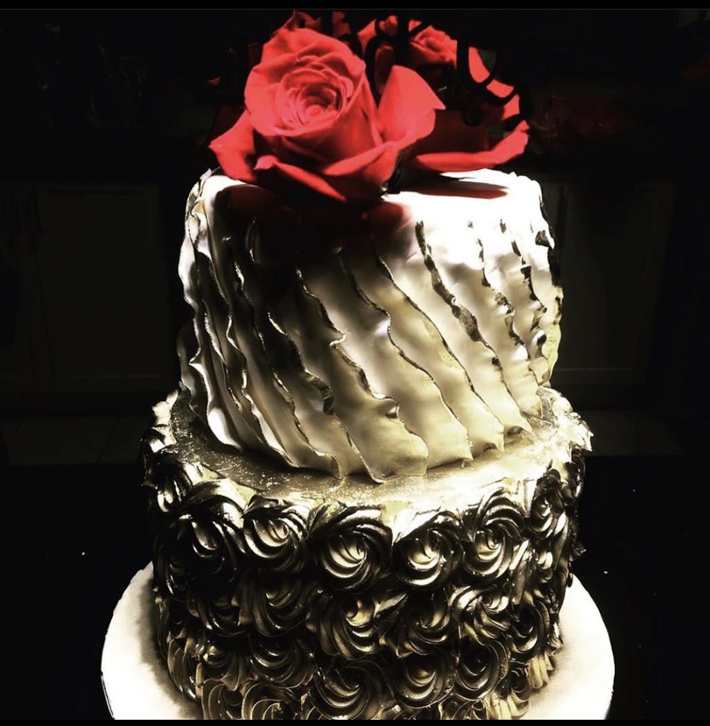 Le Crémeux Cakes and Dessert Catering | 342 Leitch Landing, Milton, ON L9T 7M5, Canada | Phone: (647) 229-1301