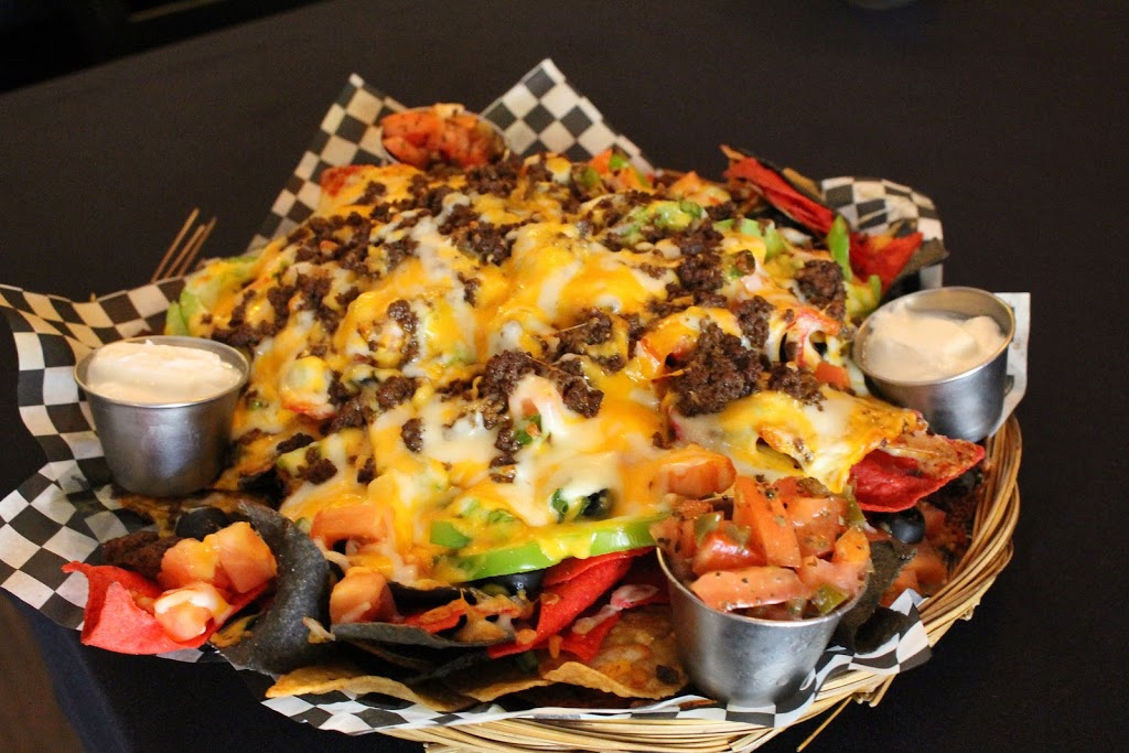 Frosty Pint Pub | 110 Ferguson Rd, Gravenhurst, ON P1P 1P7, Canada | Phone: (705) 687-4333