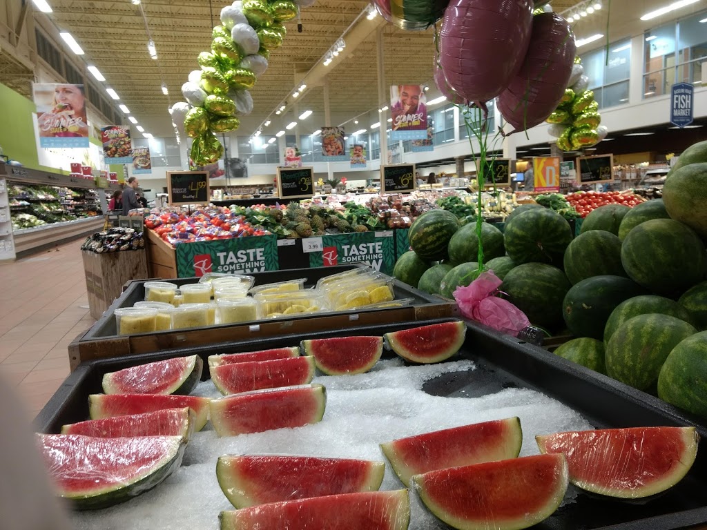 Loblaws | 1980 Baseline Rd, Ottawa, ON K2C 0C6, Canada | Phone: (613) 723-3200