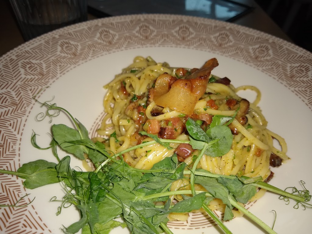 The Beach Pea Kitchen & Bar | 128 Montague St, Lunenburg, NS B0J 2C0, Canada | Phone: (902) 640-3474