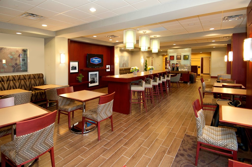 Hampton Inn by Hilton Brampton Toronto | 8710 The Gore Rd, Brampton, ON L6P 0B1, Canada | Phone: (905) 488-4888