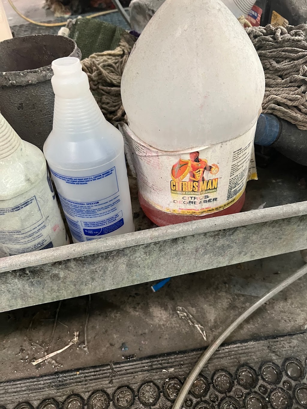 Citrus Man Premium Cleaning Solutions | 4045 74 Ave SE #6, Calgary, AB T2C 4E3, Canada | Phone: (587) 816-2385