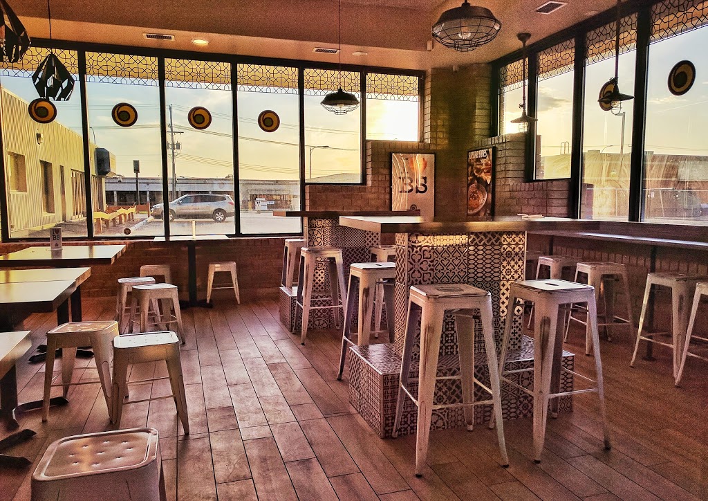 Burrito Splendido, King Edward | 1015 King Edward St, Winnipeg, MB R3H 0R1, Canada | Phone: (204) 632-1177