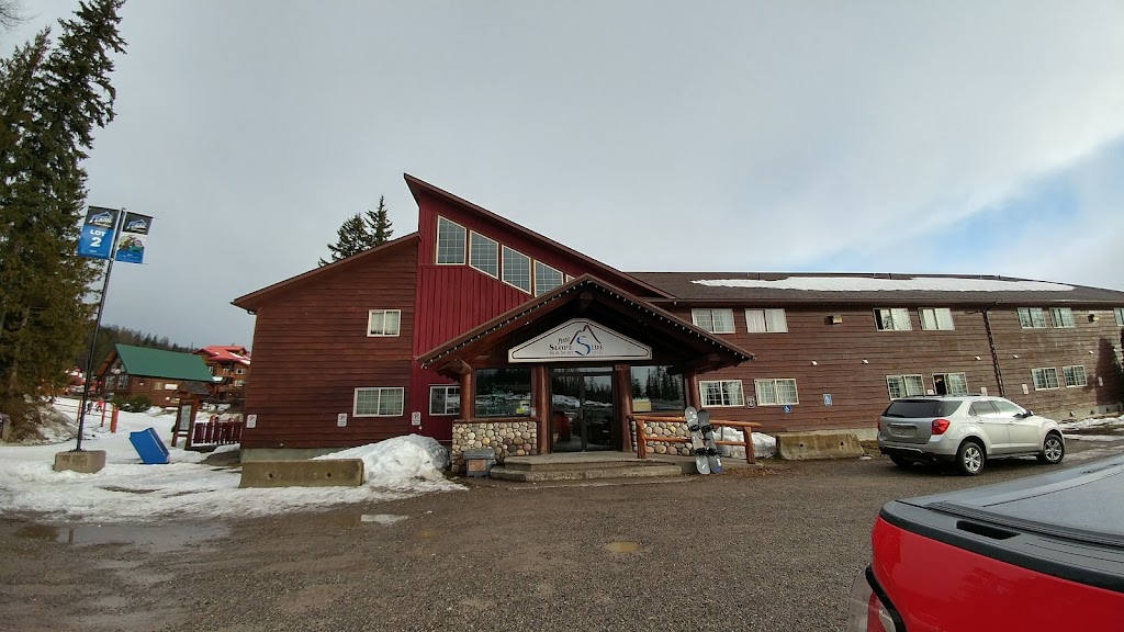 Fernie Slopeside Lodge | 5368-B Fernie Ski Hill Rd, Fernie, BC V0B 1M6, Canada | Phone: (250) 423-2423