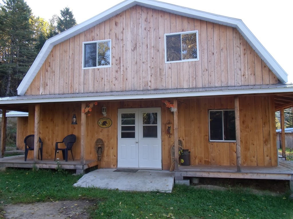 Ranch-O-Bois Rond | 31 45e Avenue Rivière Boule, Saint-Côme, QC J0K 2B0, Canada | Phone: (450) 883-5441