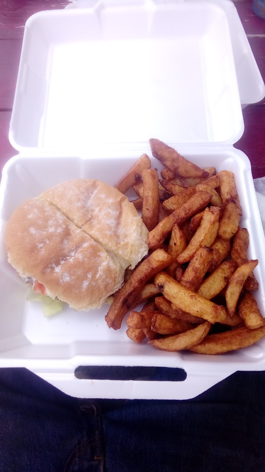 The Hot Potato | 654 Notre Dame St, Embrun, ON K0A 1W1, Canada | Phone: (613) 715-0778
