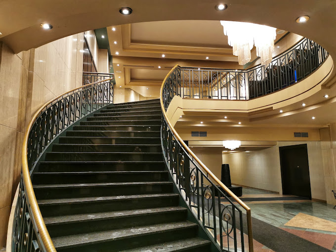 Salle Luca - Carlton Signature | 8860 Boul Langelier, Montréal, QC H1P 3C8, Canada | Phone: (438) 380-7606