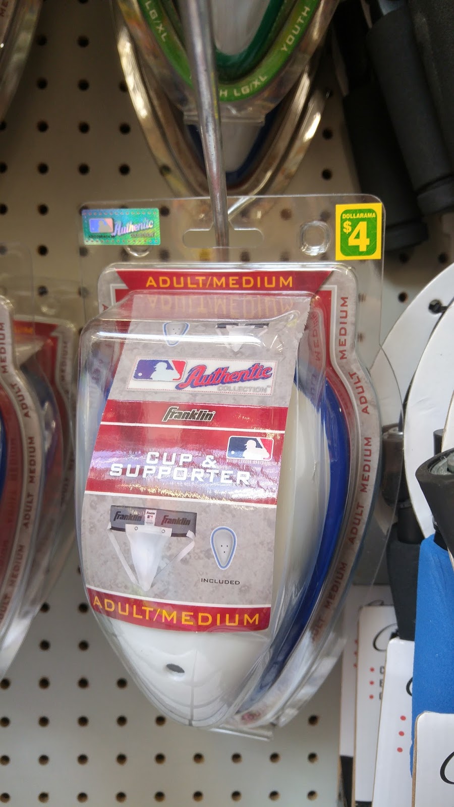 Dollarama | 1341 Main St, North Vancouver, BC V7J 1C5, Canada | Phone: (604) 924-5061