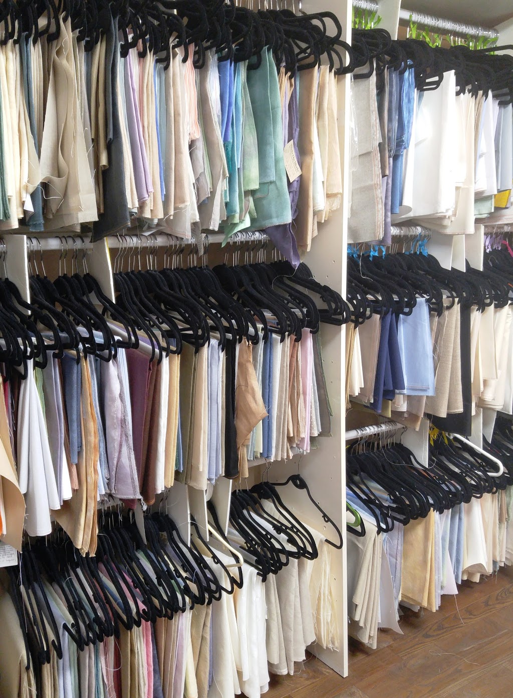 Stitch-it central | 1161 Hamilton Rd, London, ON N5W 1B1, Canada | Phone: (519) 601-5901