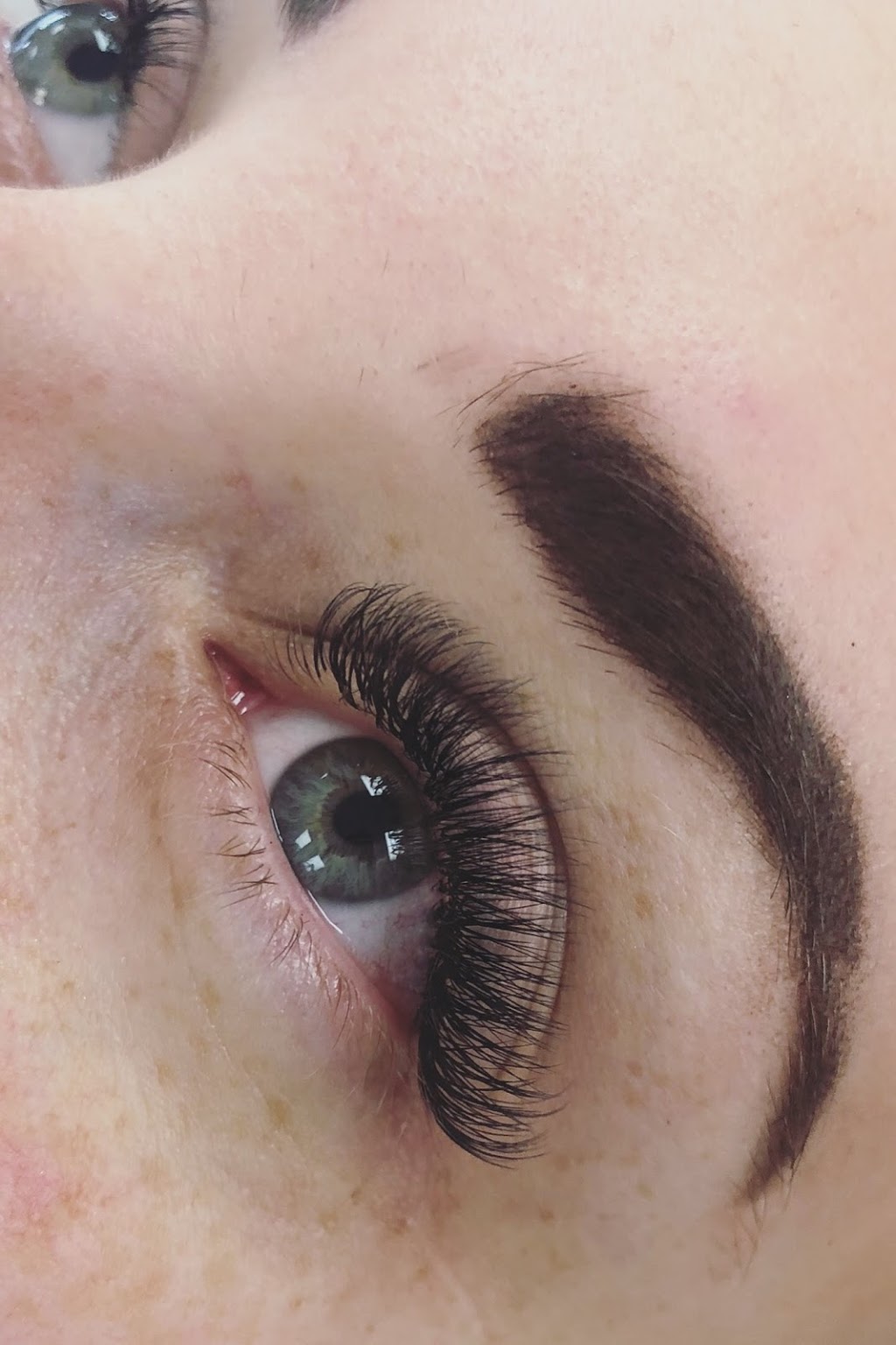Arteze Lash Lounge | 1550 Kingston Rd #54, Pickering, ON L1V 1C3, Canada | Phone: (905) 839-0183