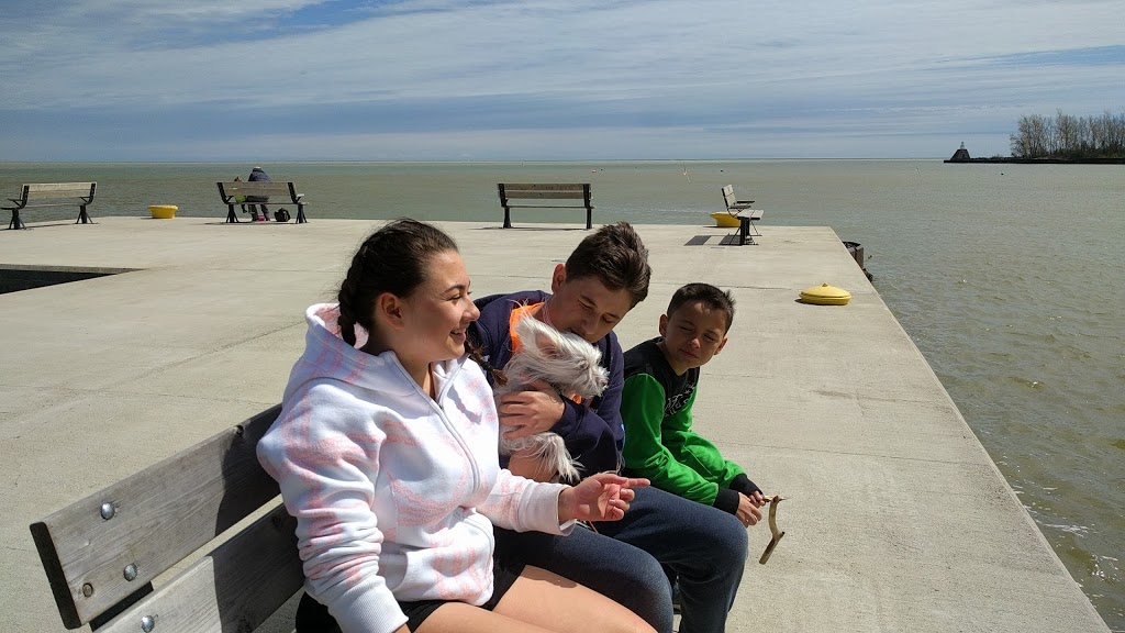 Port Burwell Provincial Park | 9 Wilson Ln, Port Burwell, ON N0J 1T0, Canada | Phone: (519) 874-4691