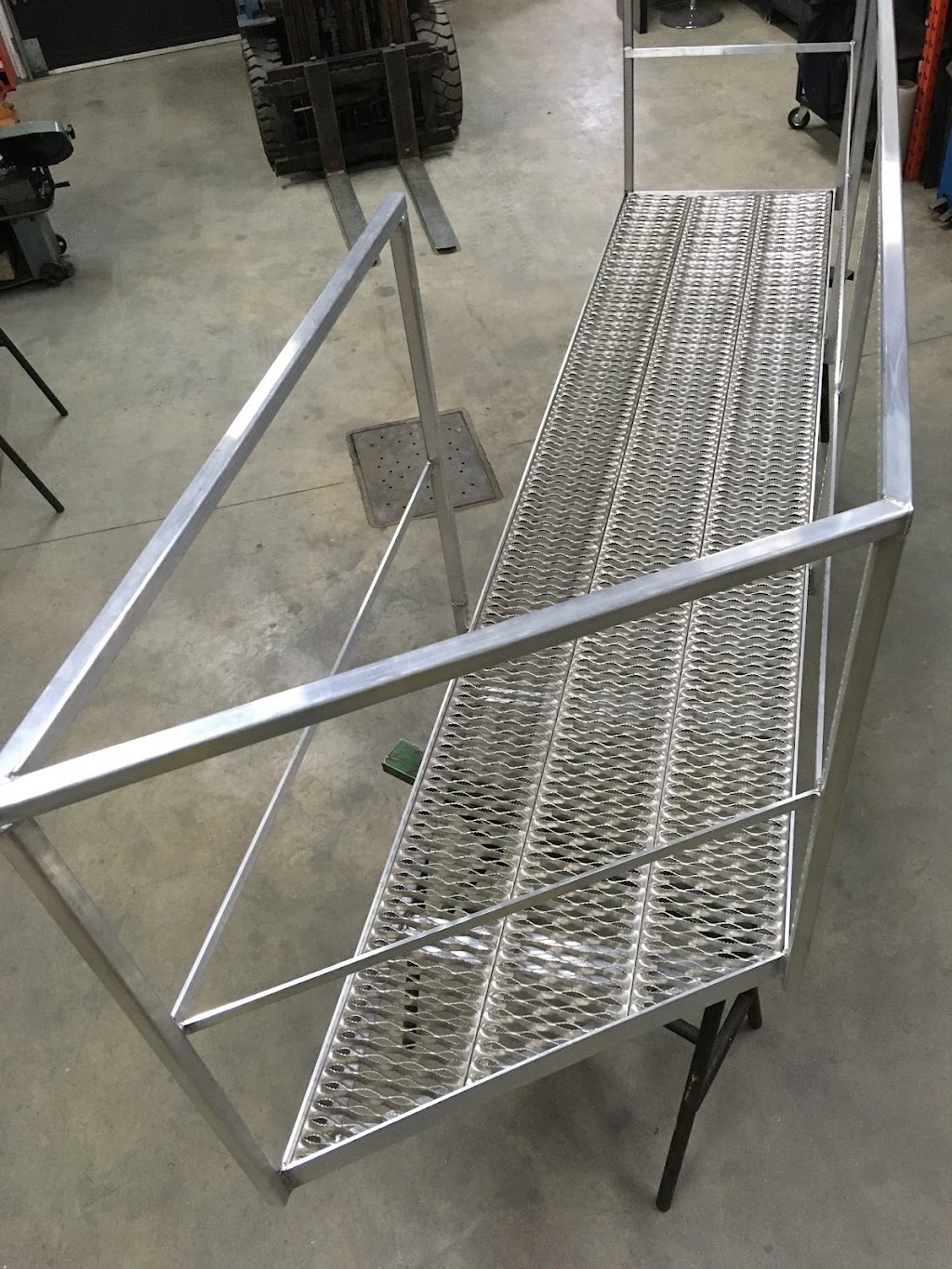 Atelier M-Tech Inc. | 165-B Rue des Entreprises, Saint-Bernard, QC G0S 2G0, Canada | Phone: (418) 387-0199