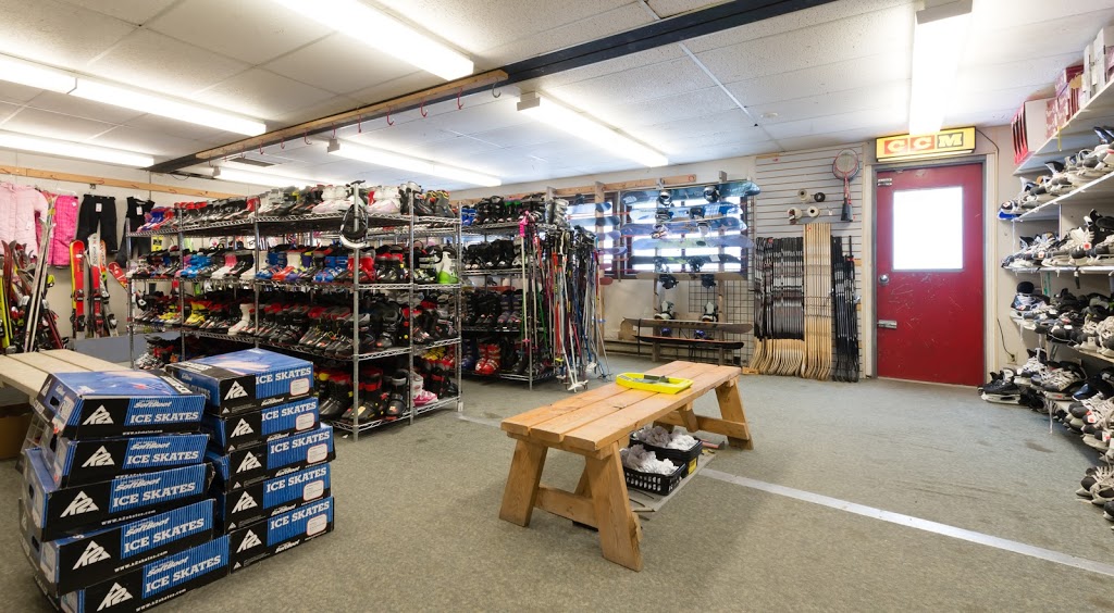 Kunstadt Sports | 462 Hazeldean Rd, Kanata, ON K2L 1V3, Canada | Phone: (613) 831-2059