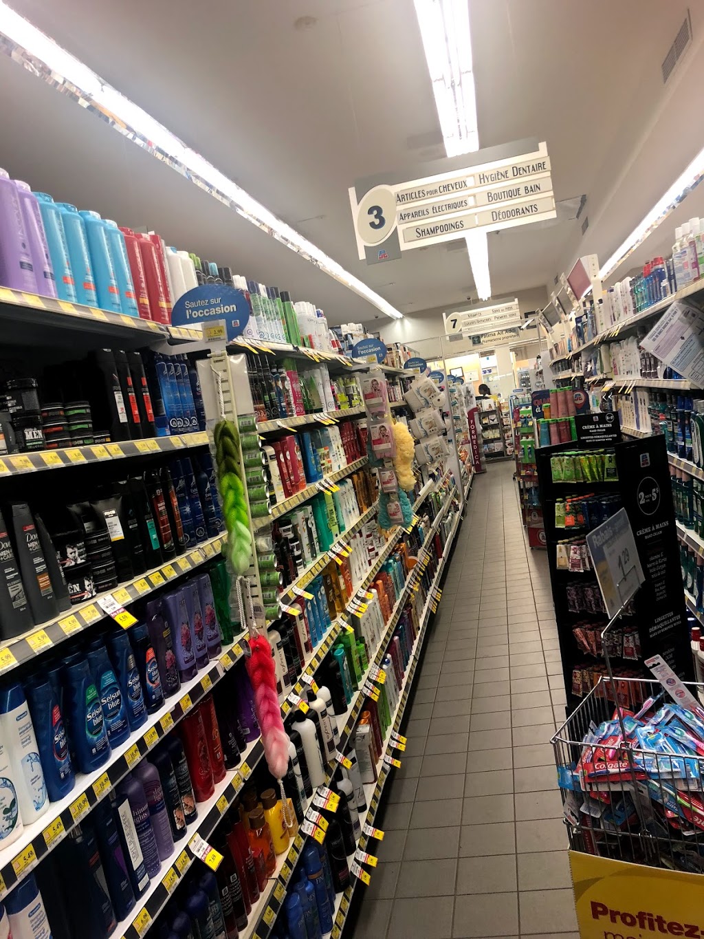 PJC Jean Coutu | 370 Rue Jarry E, Montréal, QC H2P 1T9, Canada | Phone: (514) 382-4730